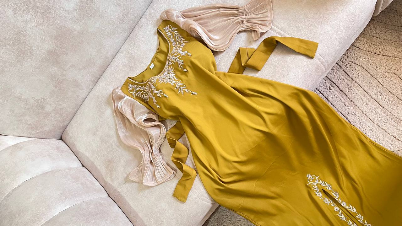 Elegant Dress with Gold Embroidery – Premium Crepe Fabric