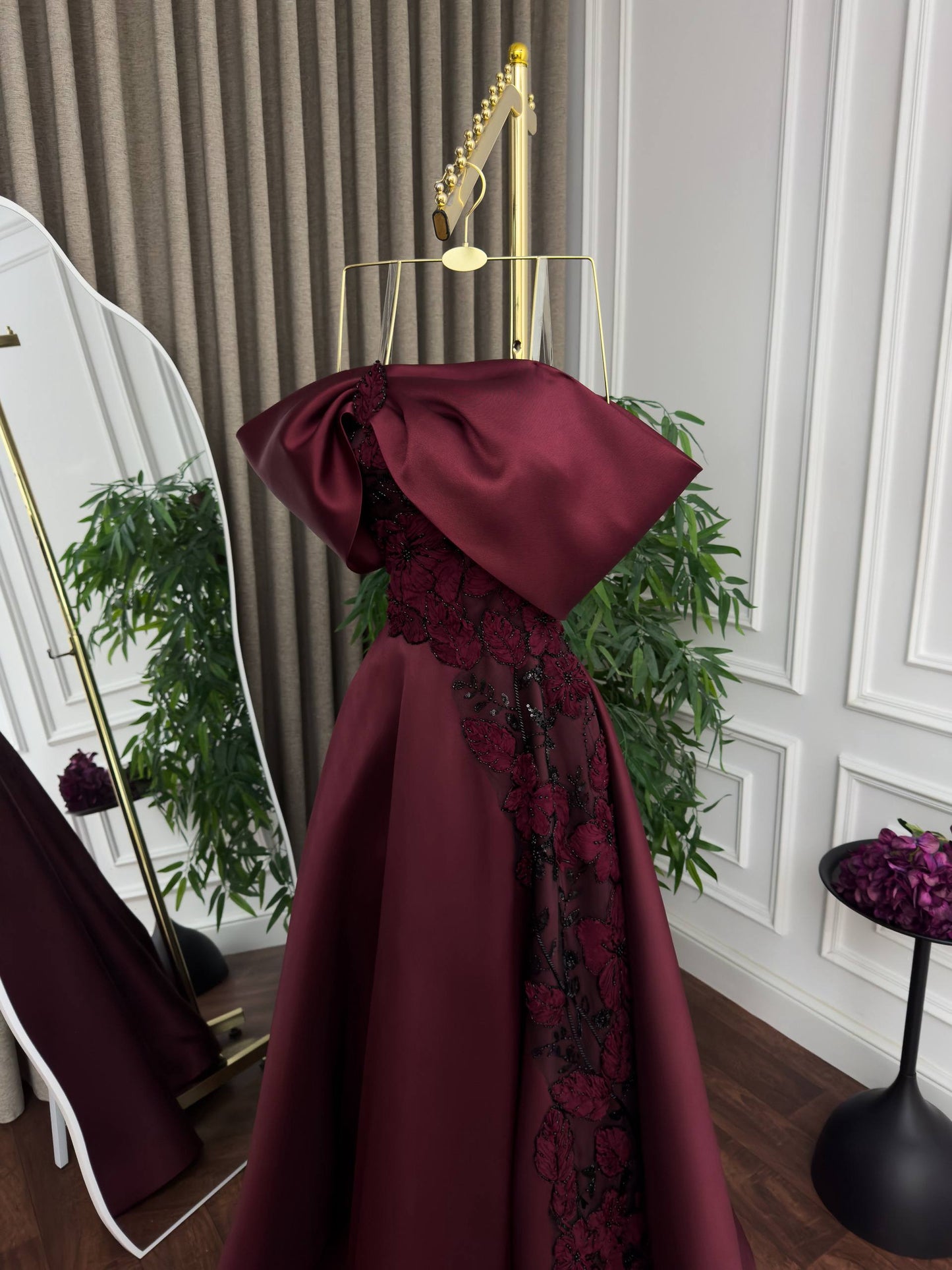 DIO01 Burgundy Evening  with Hand-Embroidered Bodice and Mikado Flare