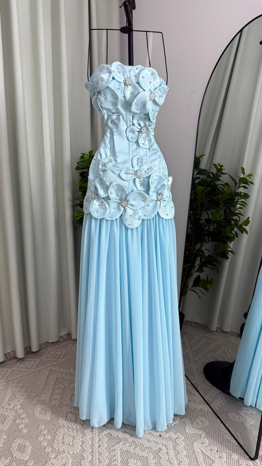 MNG Luxurious Evening Gown with 3D Floral Embellishments, Pearls, and a Flowing Chiffon Skirt
