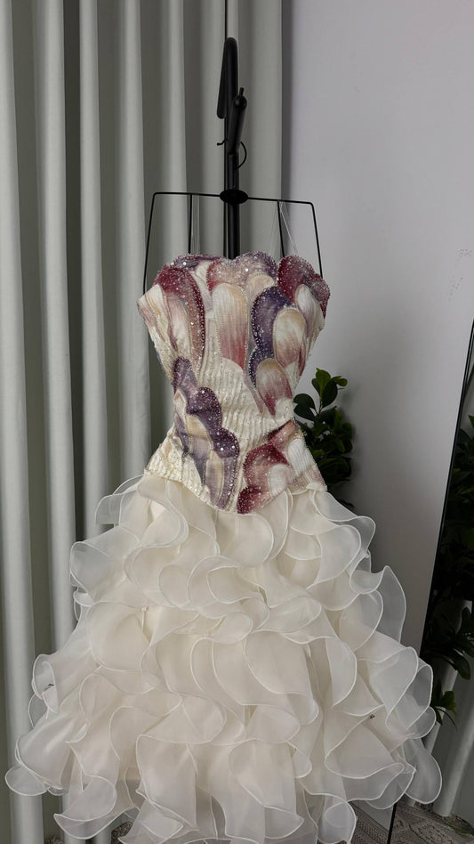 MNG Dazzling corset-style mini dress with embroidered petal motifs and a ruffled, flared skirt.