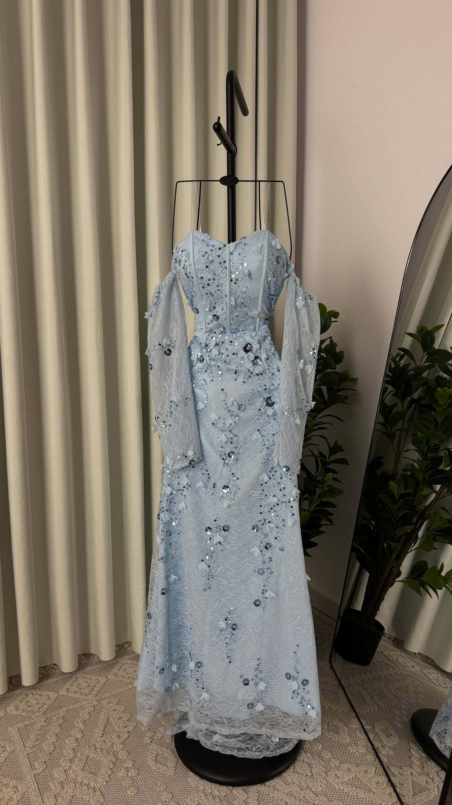 MNG Royal Evening Dress with Draped Sleeves and 3D Floral Embroidery