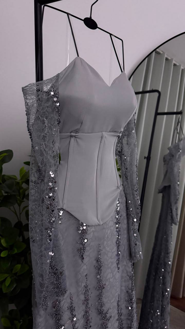 MNG Luxurious Grey Barbie Evening Dress with Embroidered Corset and Sparkling Lace Layers