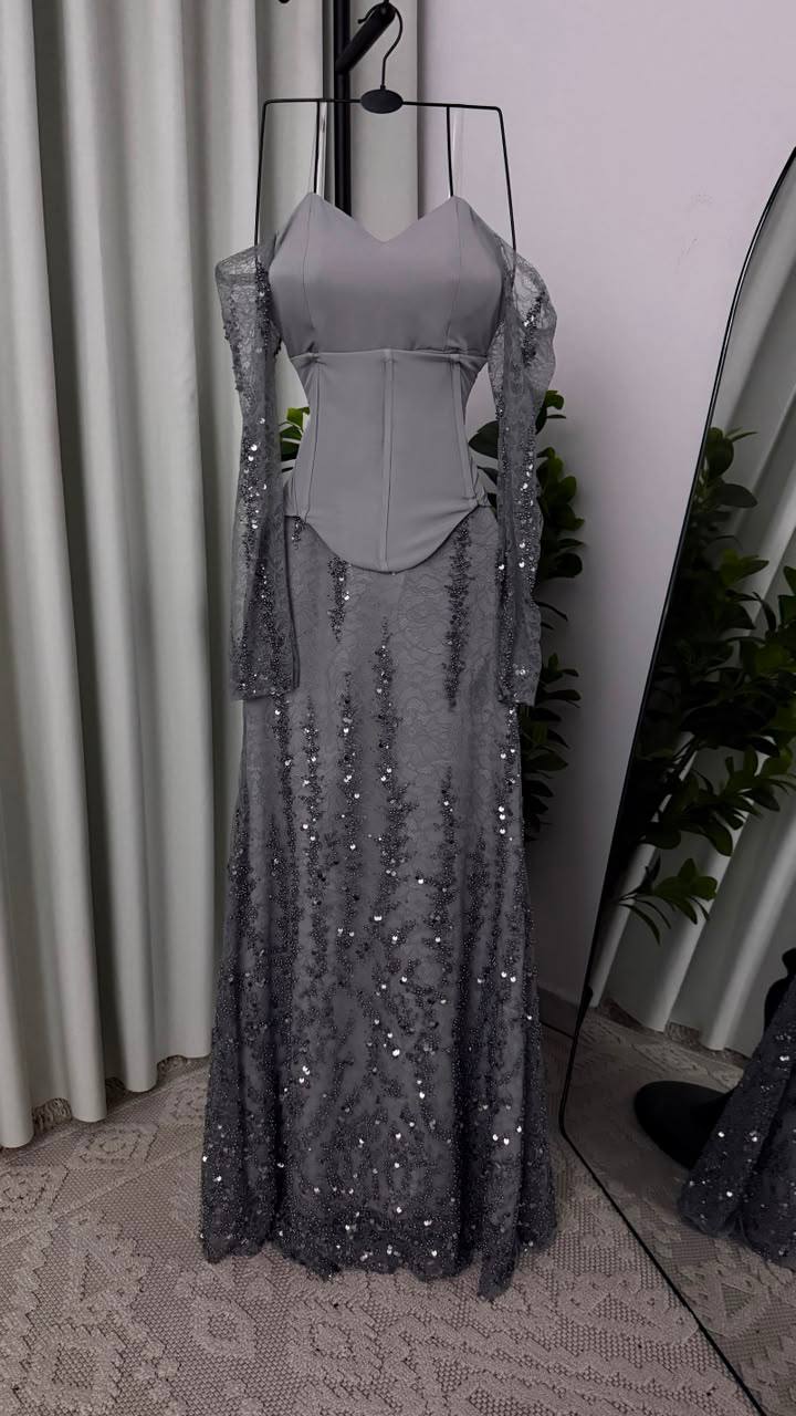 MNG Luxurious Grey Barbie Evening Dress with Embroidered Corset and Sparkling Lace Layers