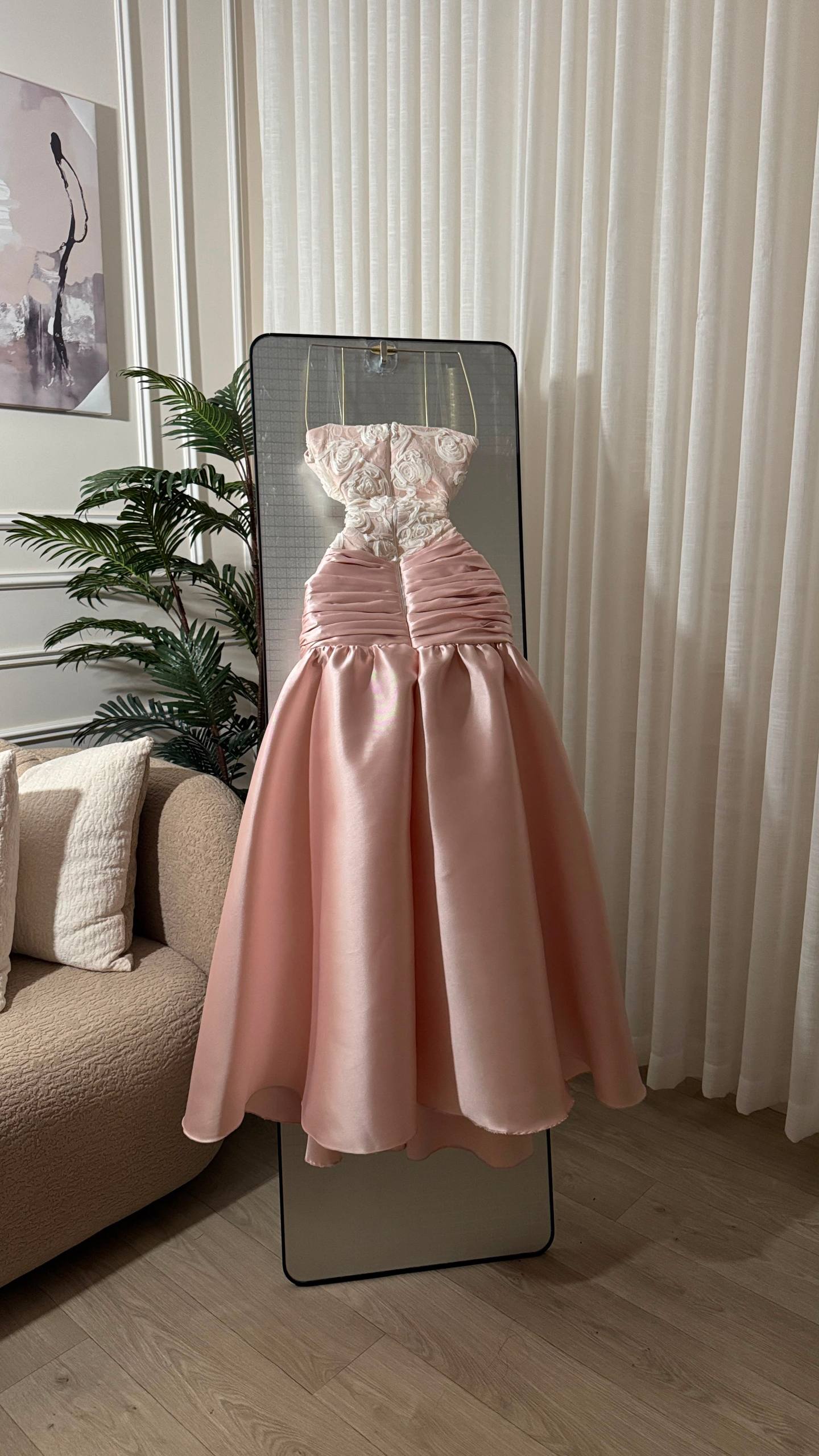 KN05 Pink Evening Dress in Mikado with Luxurious Roses