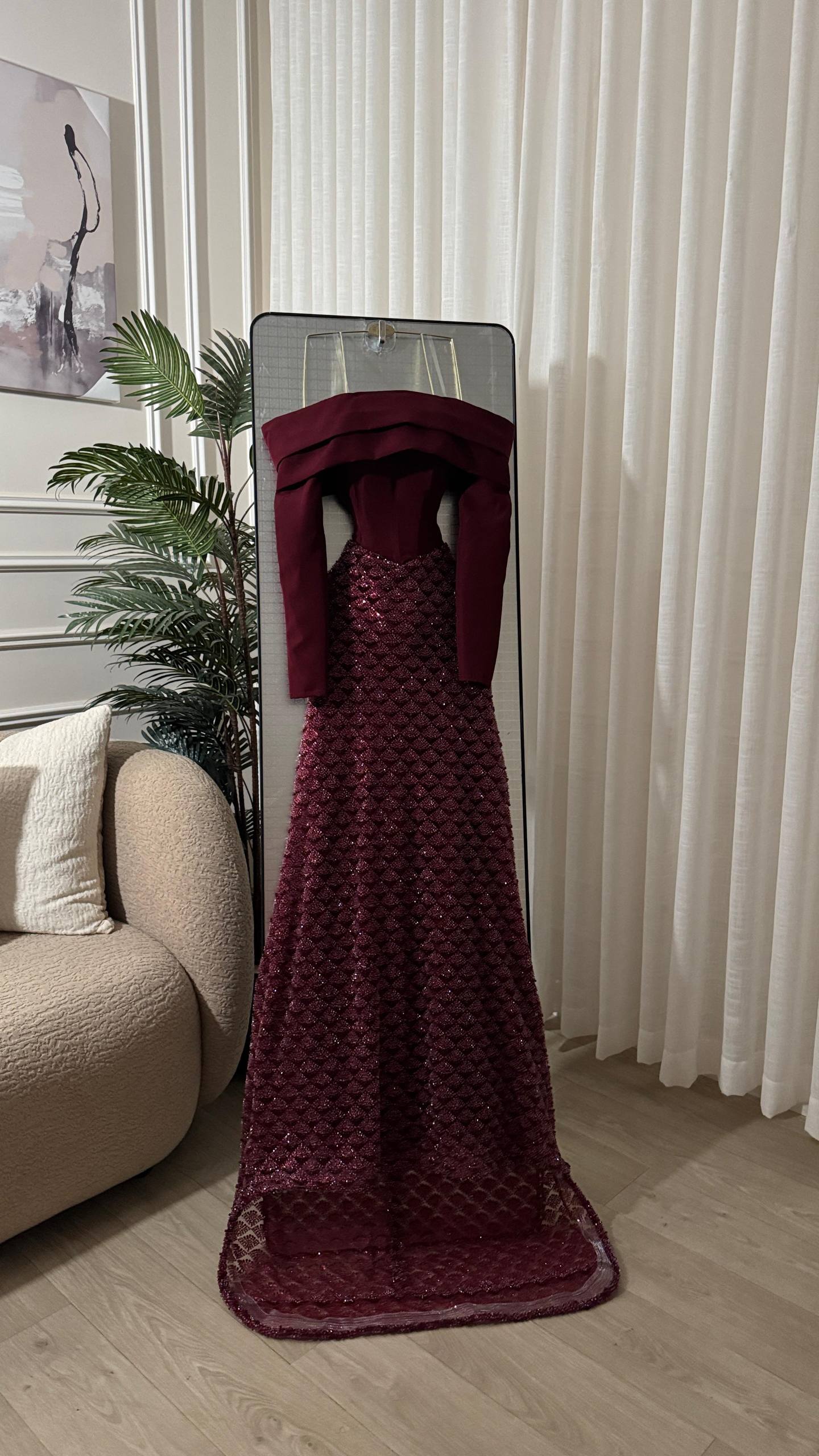 KN09 Dark Red Long Dress with Barbie Pleats and Heavy Luxury Diamond Beading