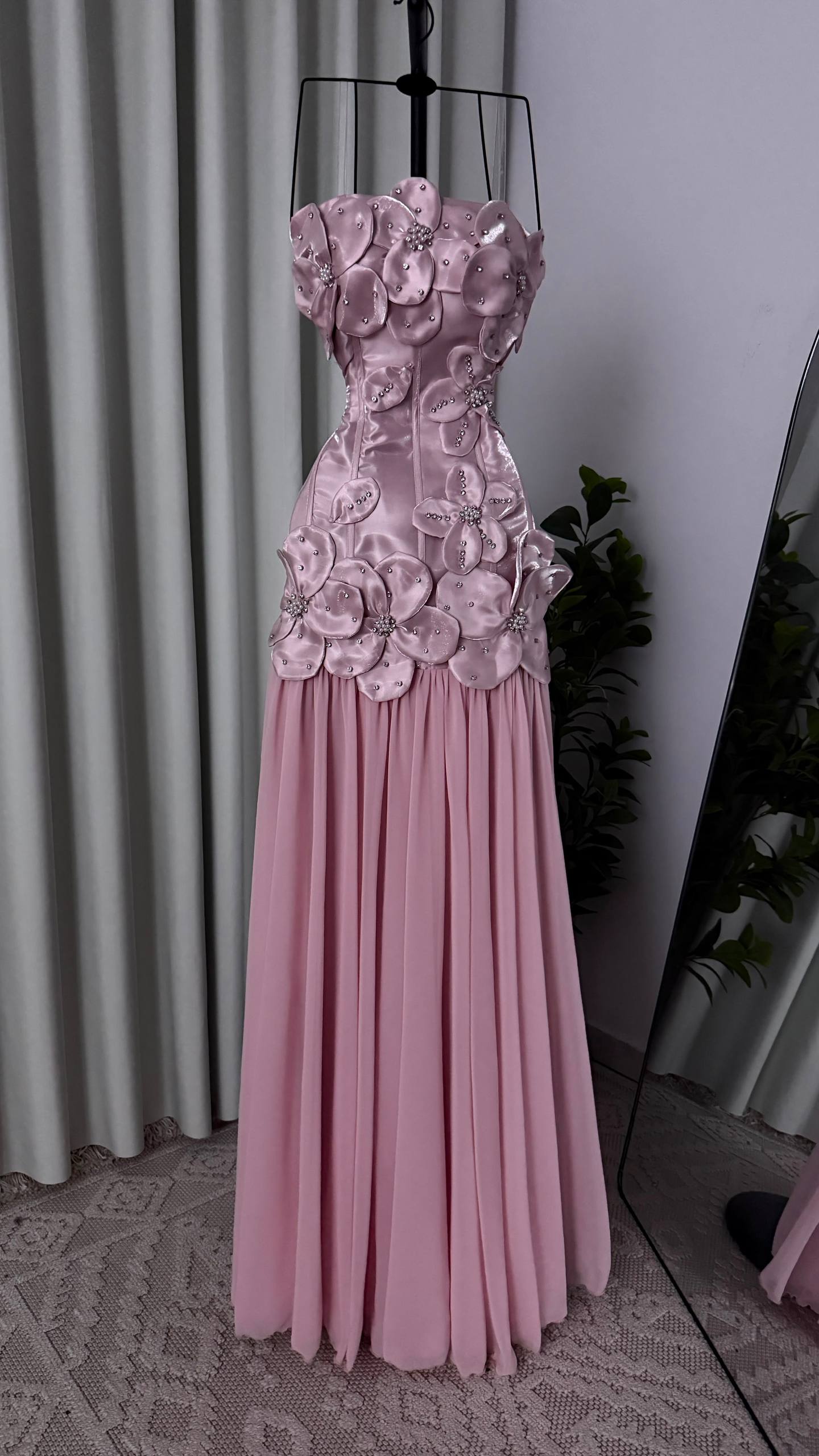 MNG Luxurious Evening Gown with 3D Floral Embellishments, Pearls, and a Flowing Chiffon Skirt
